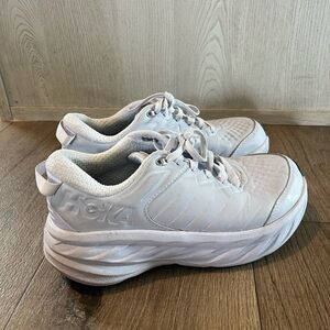 Hoka Bondi